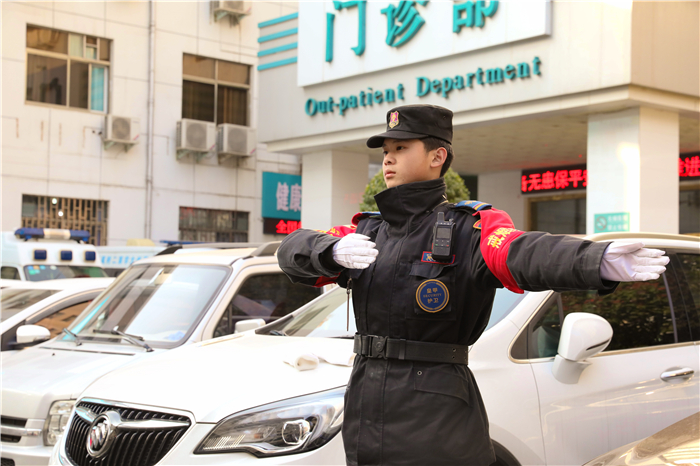 皇甲特衛(wèi)，鄭州保安，鄭州安檢，安檢設(shè)備租賃