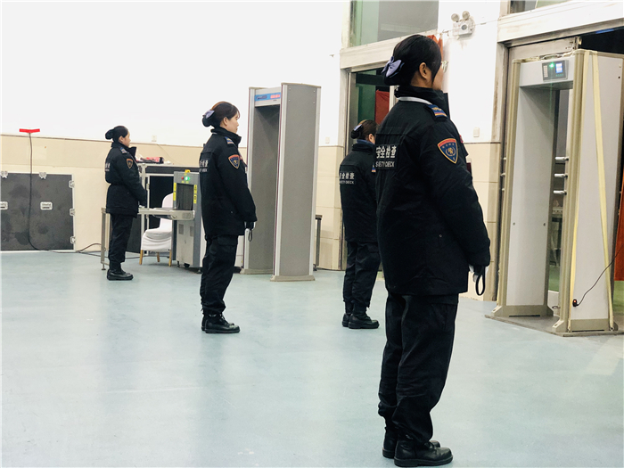 皇甲特衛(wèi)，鄭州保安，鄭州安檢，安檢設(shè)備租賃